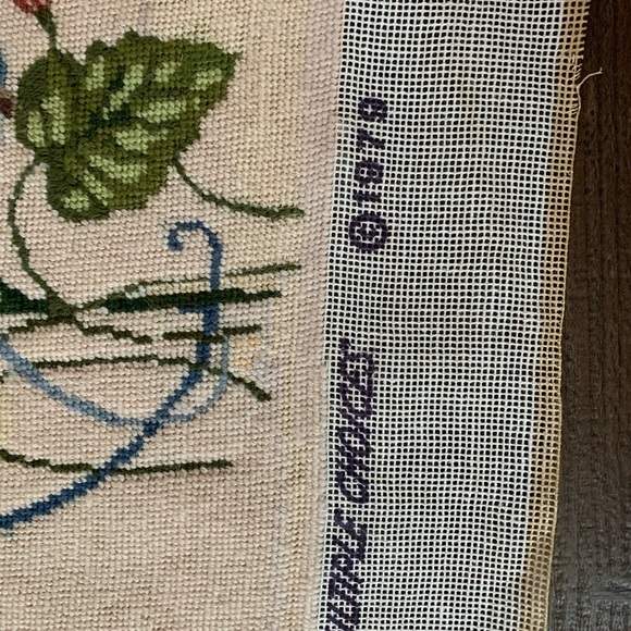 Embroidery - Picture 4 of 6